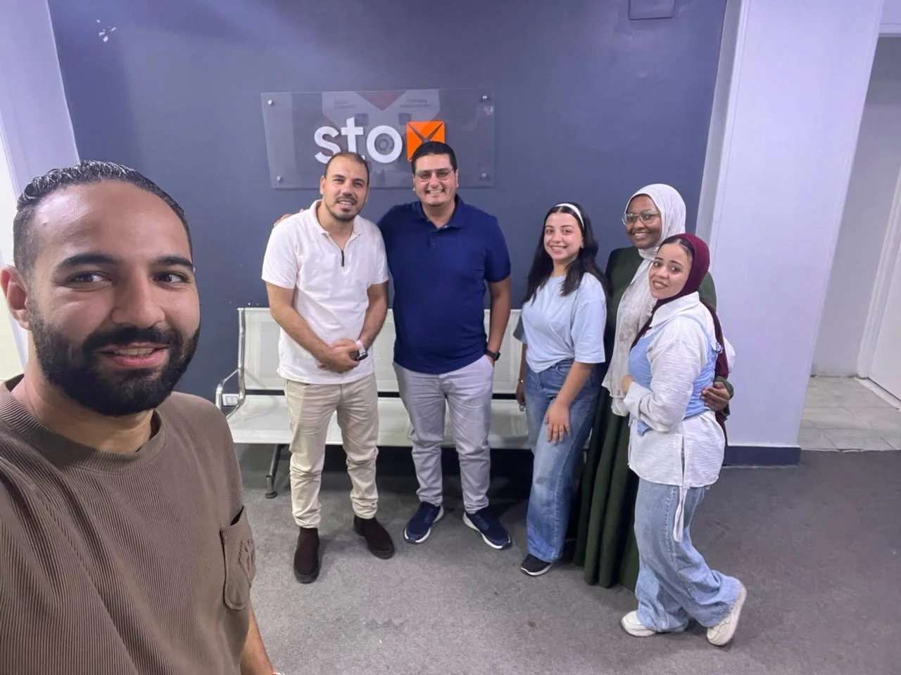 الاستوديو 24
